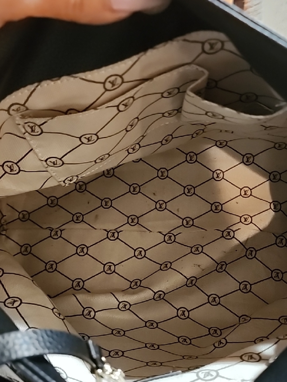 Black Embossed Monogram Artsy Top-Handle Shoulder Bag - Picture 7 of 14